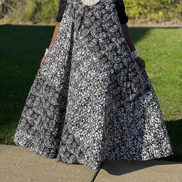 Handmade Complete Outfit With jewelry - Picture 6 of 6